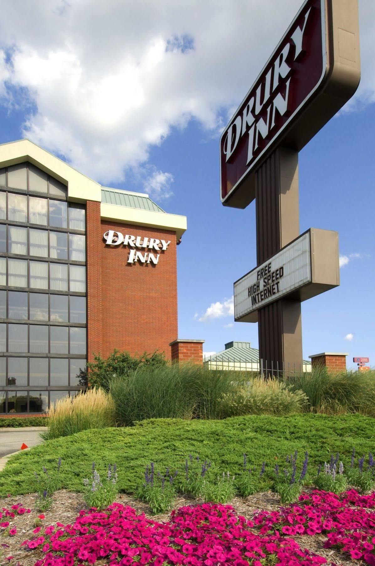 Drury Inn & Suites Terre Haute Eksteriør bilde